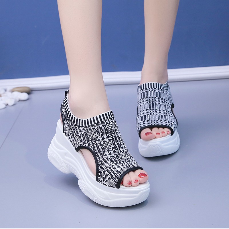 รองเท้าแตะผู้หญิง ฤดูร้อน 2025 - Women'S Fashion For Summer 2025 บทวิจารณ์และราคา