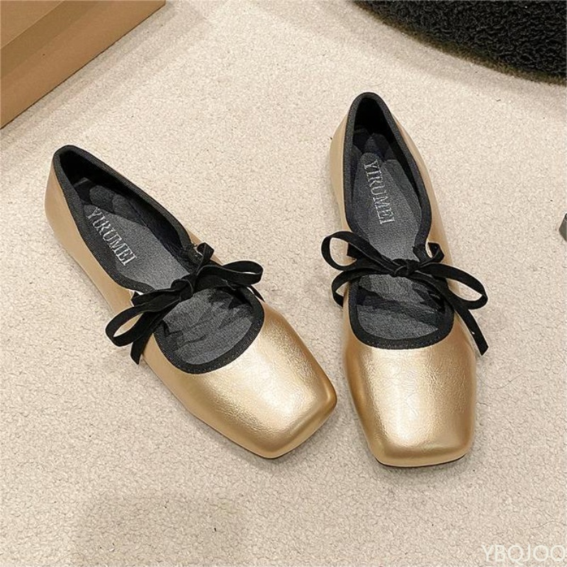 รองเท้าผู้หญิงสีพื้นเรียบง่าย  - Women'S Fashion For Summer 2025 บทวิจารณ์และราคา